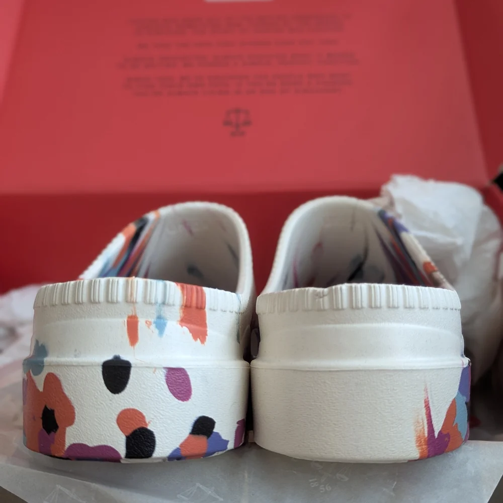 Hunter Multicolor Slip-On Shoes unisex size 12 New in Box bloom marble/willow